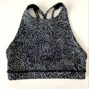 Lululemon size 2 sports bra